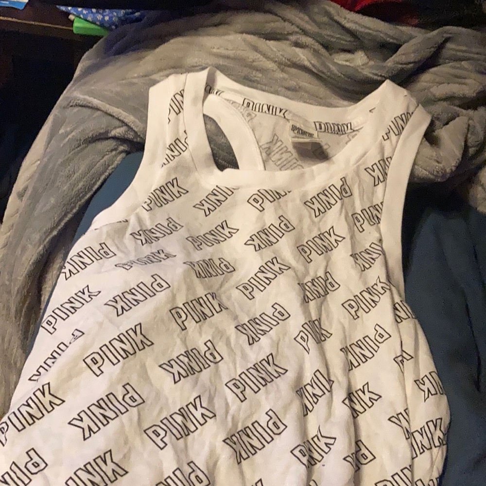 Vs Pink logo tank top